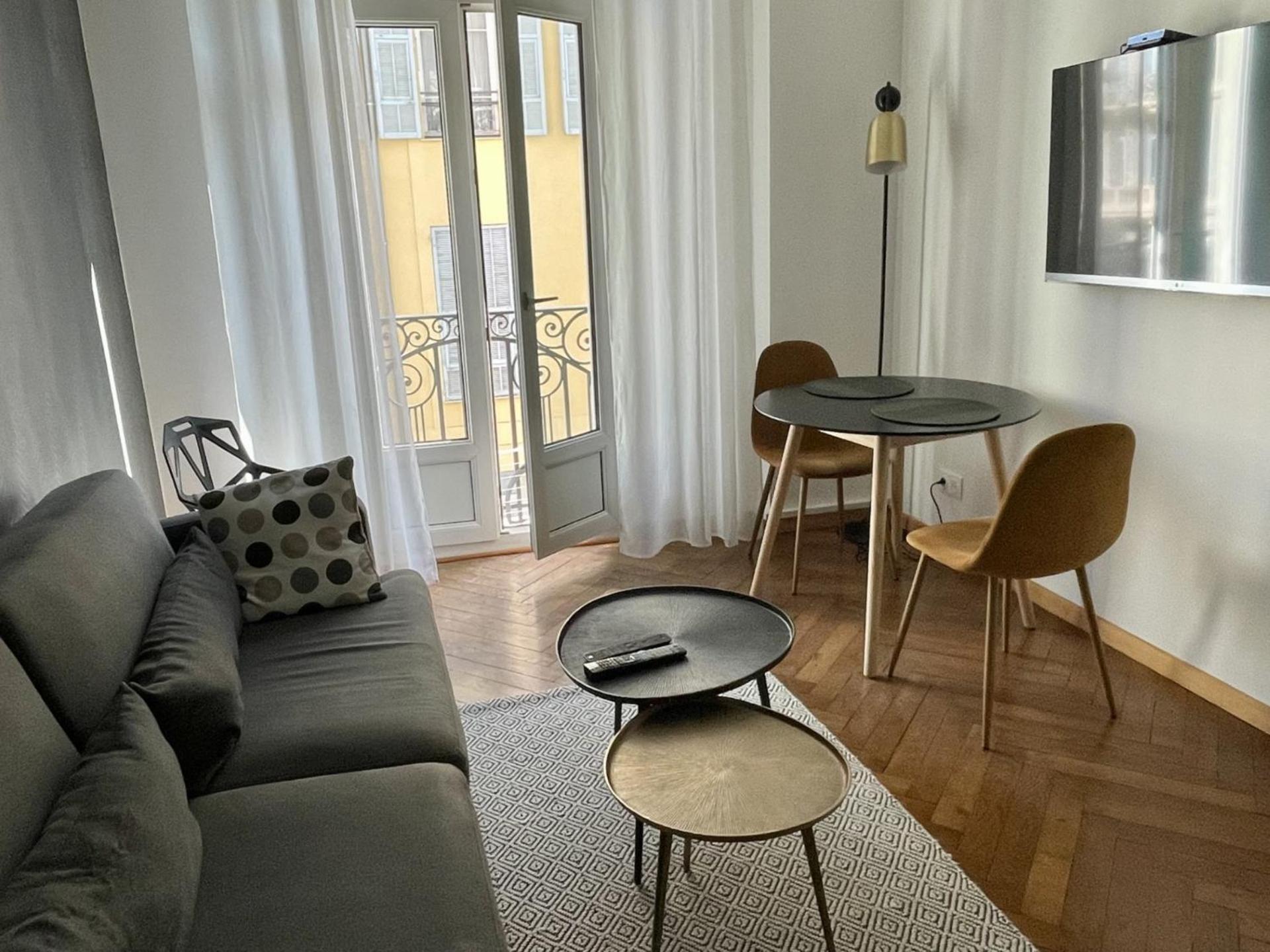 Superbe Appartement Au Coeur De Niza Exterior foto